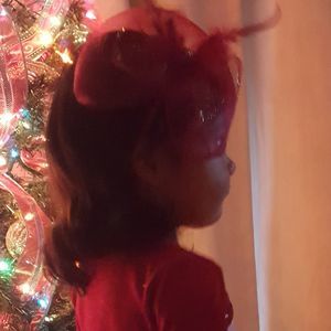 Meet your Posher, Erika orta rostro